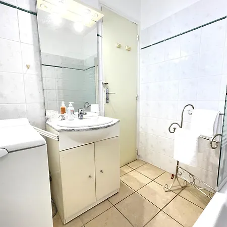 2 A 100 M De La Fréjus