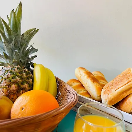 2 A 100 M De La * Fréjus