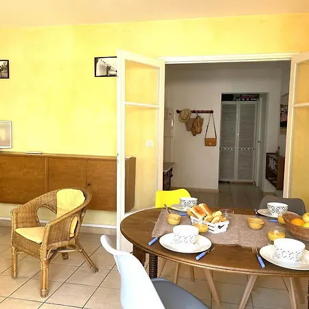 2 A 100 M De La Fréjus